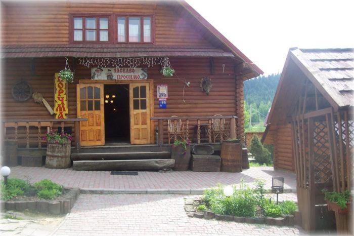 Boykivskiy Dvir Hotel Yasenitsa Zamkova Esterno foto