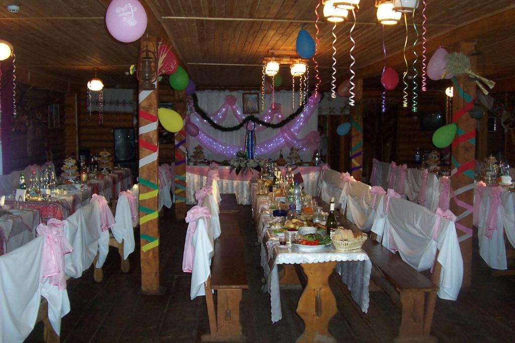 Boykivskiy Dvir Hotel Yasenitsa Zamkova Esterno foto